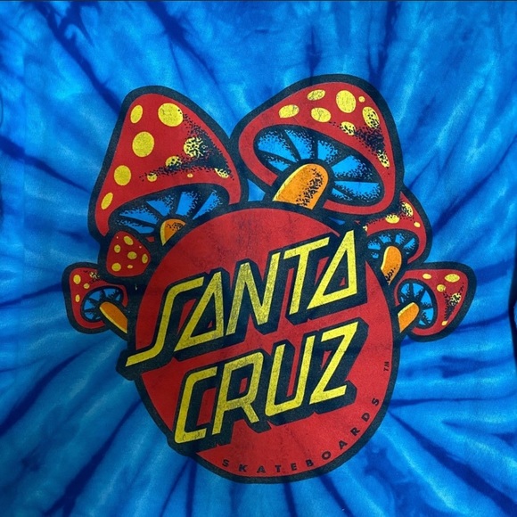 Santa Cruz Skateboards Other - Santa Cruz Tie-die mushroom Tee!!!!!